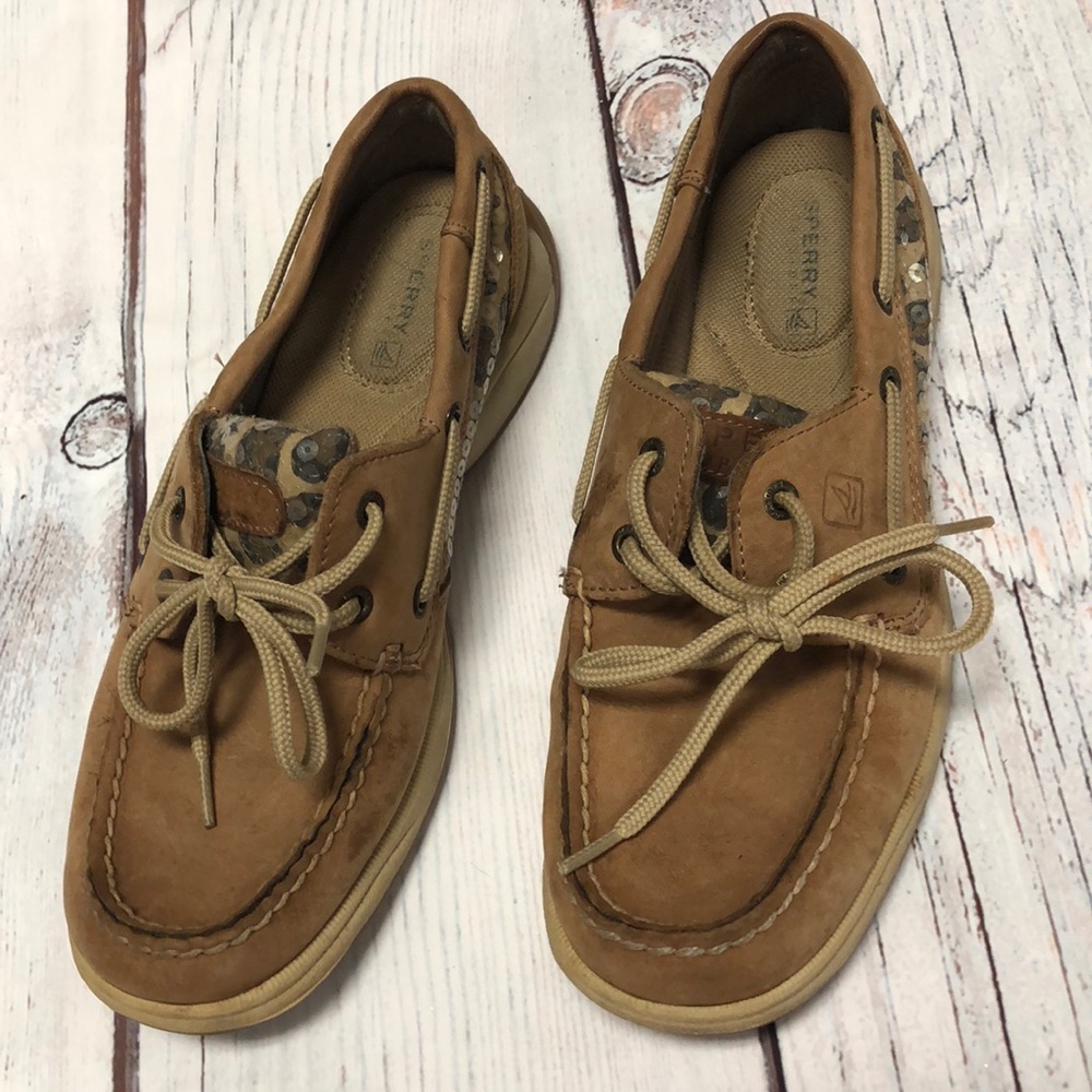Speedy loafers